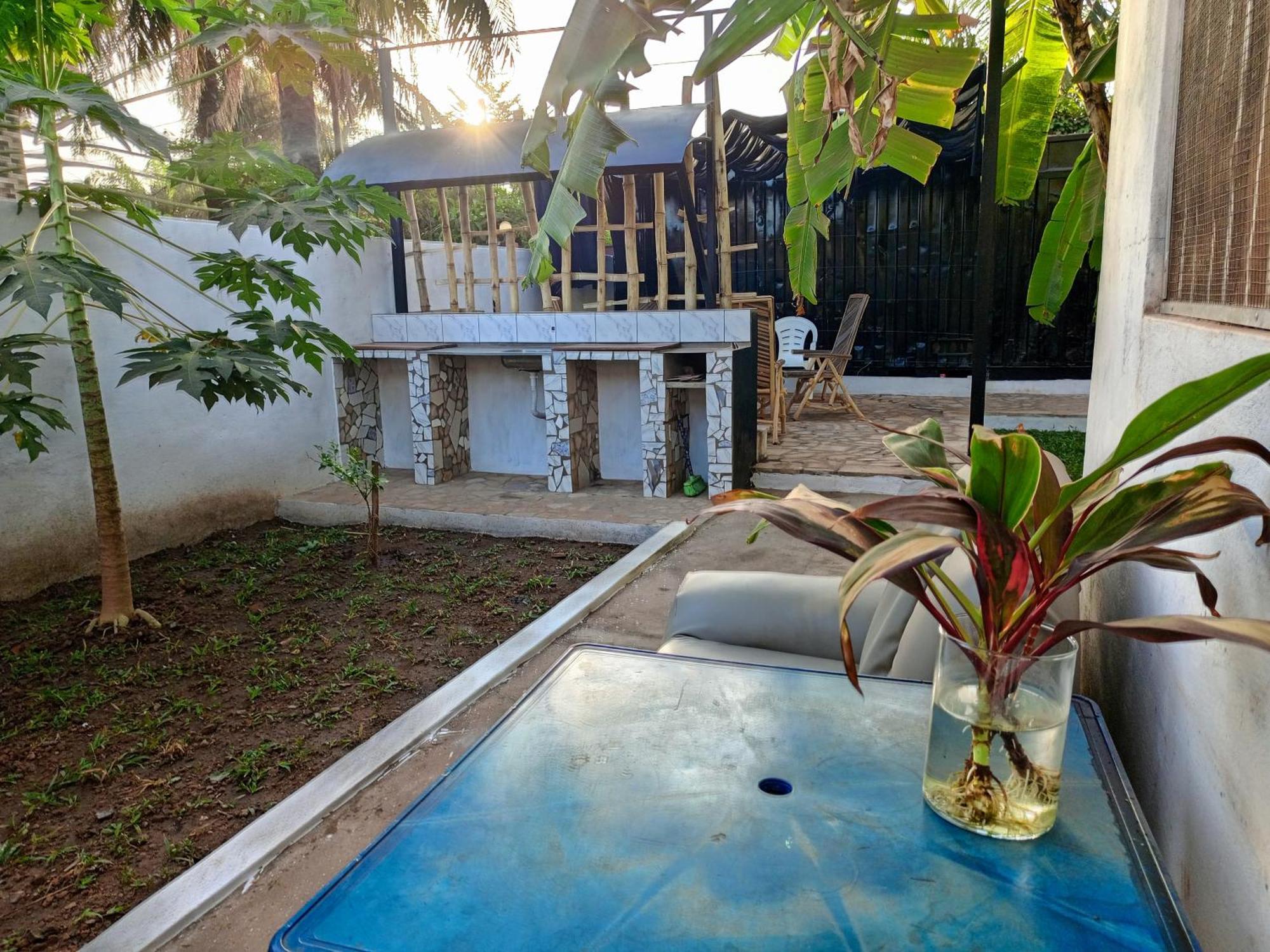 Casa Cacheu Homestay Guest House Bissau Exteriér fotografie
